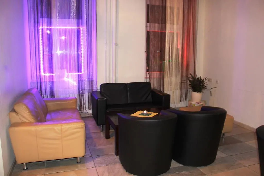 Hostel Elbe's Hotel Dresden