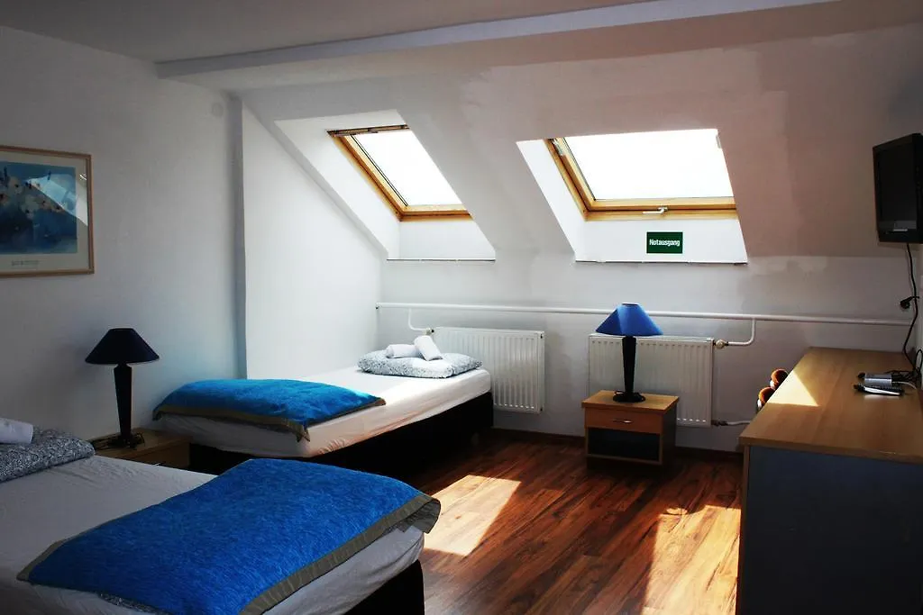 Elbe's Hotel Dresden 0*,
