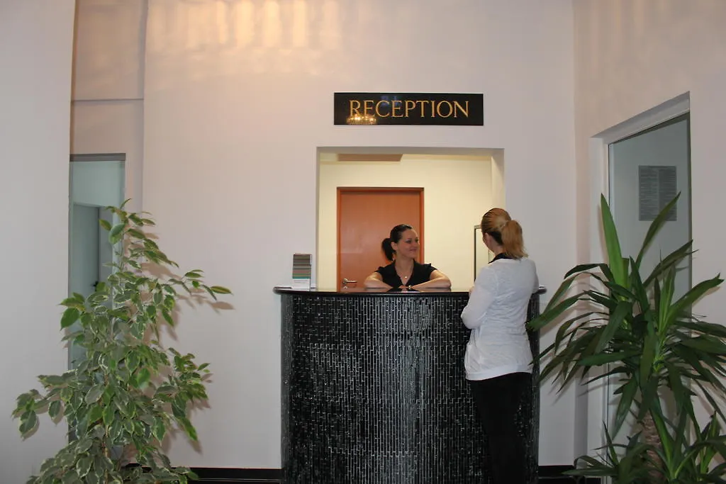 Hostel Elbe's Hotel Dresden